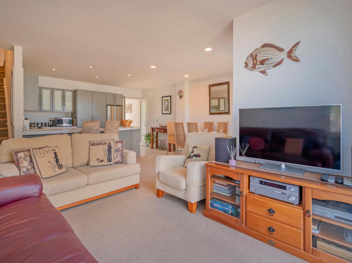 Tairua Waterfront Retreat - Tairua Apartment Exterior photo