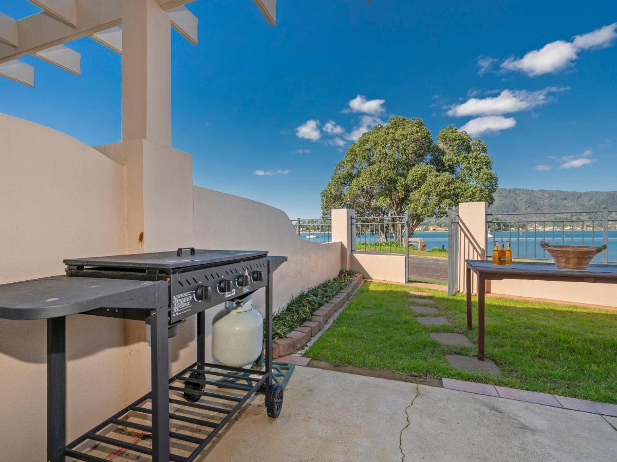 Tairua Waterfront Retreat - Tairua Apartment Exterior photo