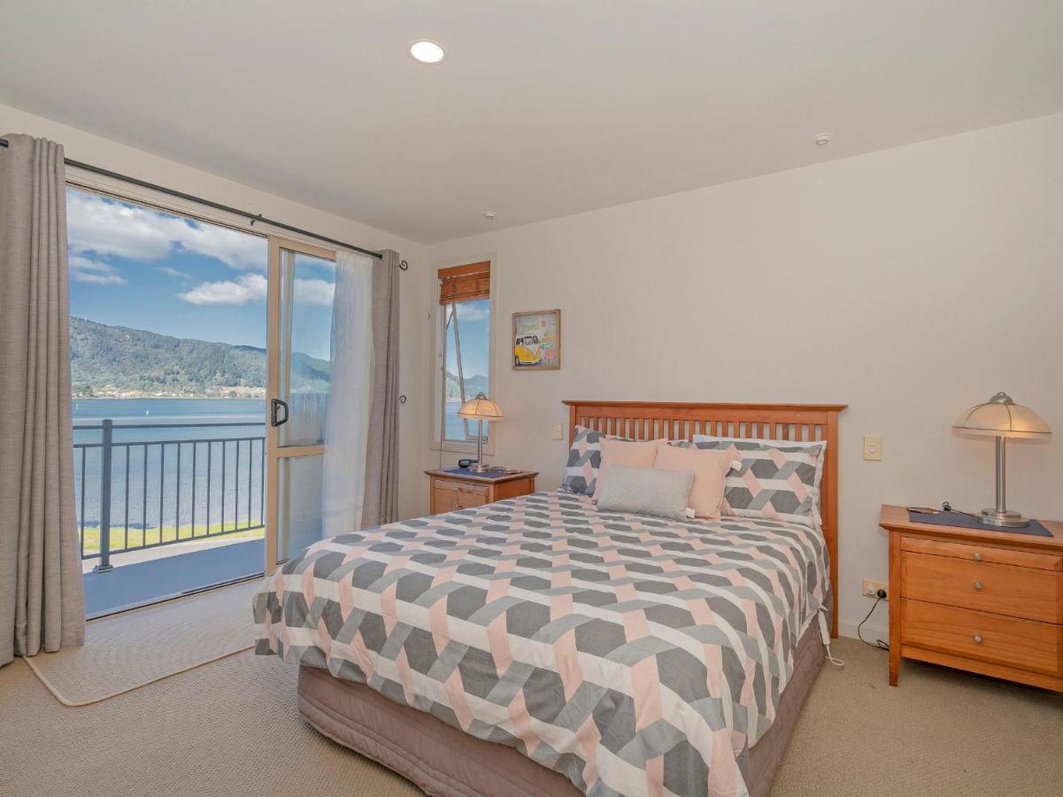 Tairua Waterfront Retreat - Tairua Apartment Exterior photo