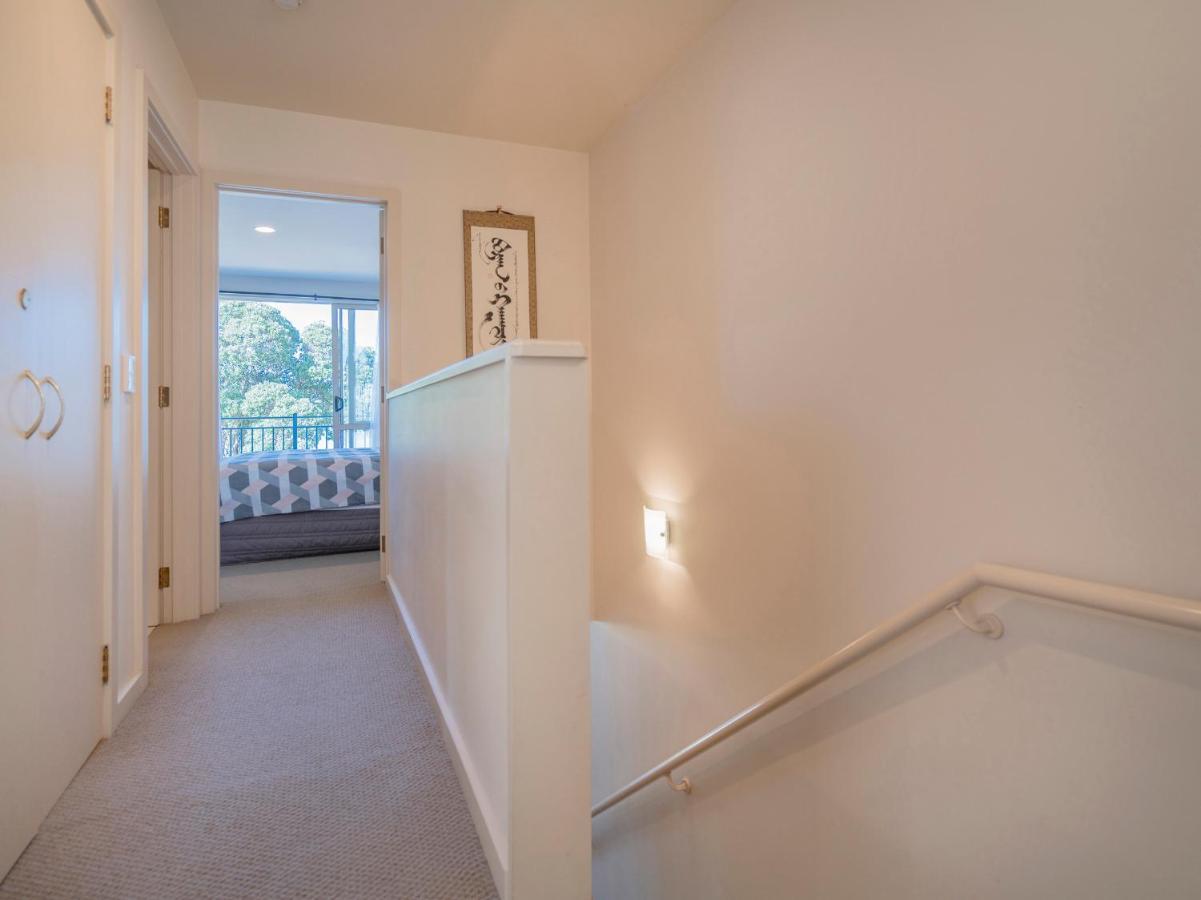 Tairua Waterfront Retreat - Tairua Apartment Exterior photo